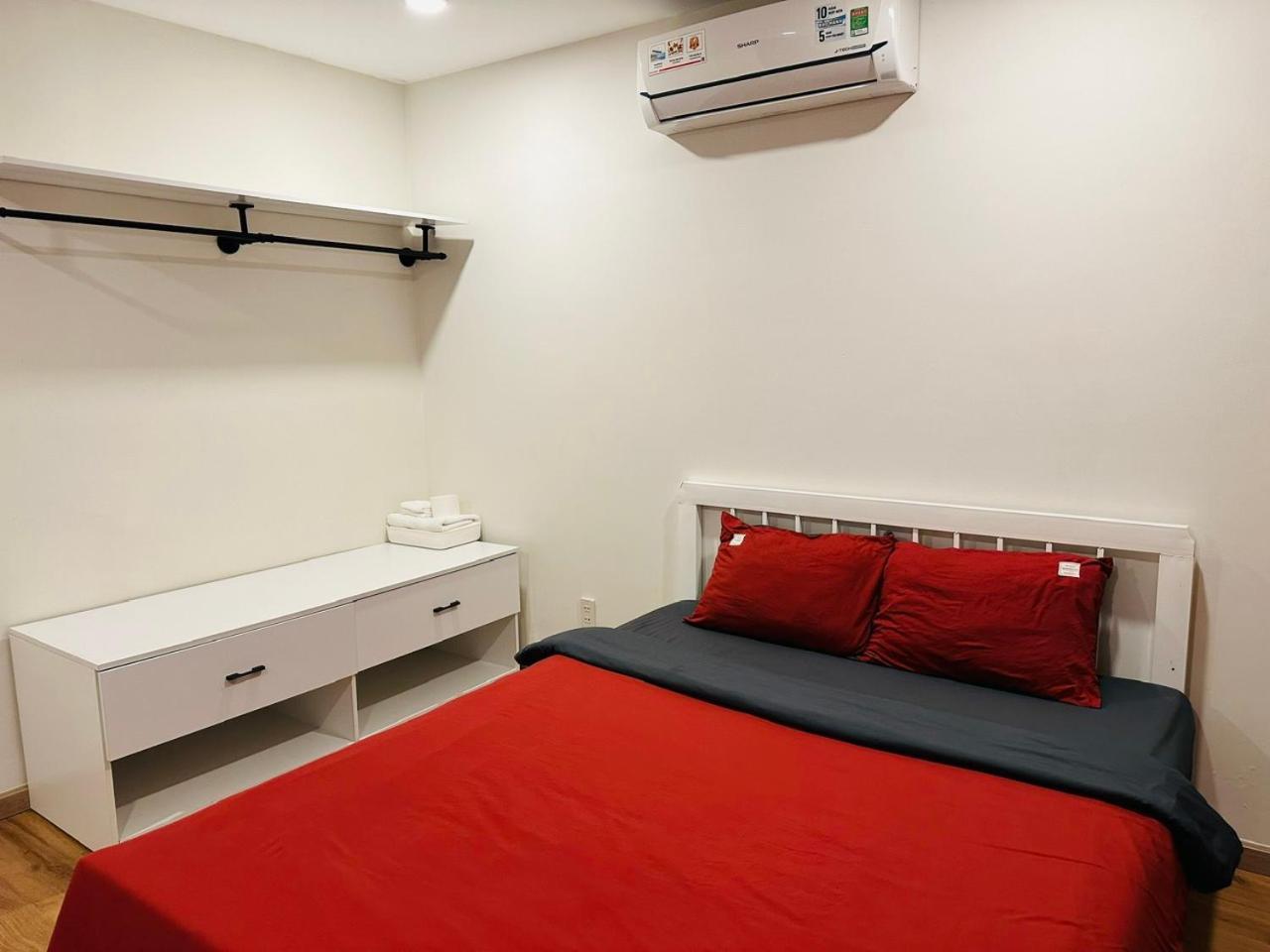 B786 Airport Apartment Хошимин Екстериор снимка