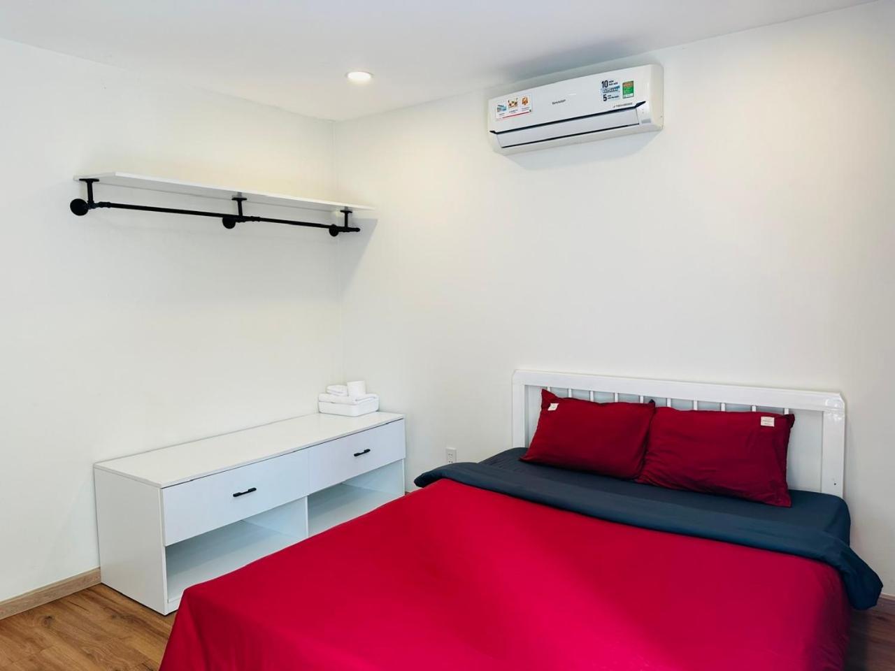 B786 Airport Apartment Хошимин Екстериор снимка
