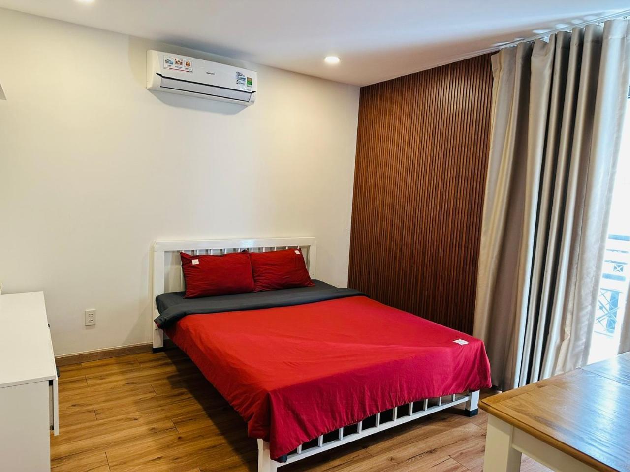 B786 Airport Apartment Хошимин Екстериор снимка