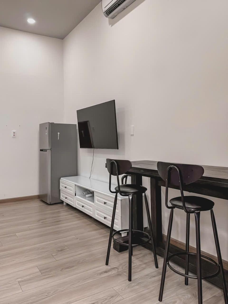 B786 Airport Apartment Хошимин Екстериор снимка
